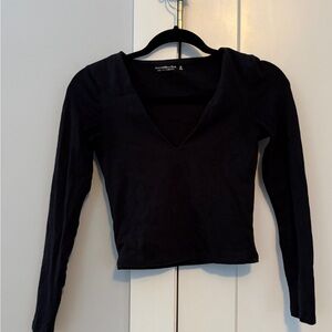 Abercrombie & Fitch V-Neck Black Long Sleeve Top